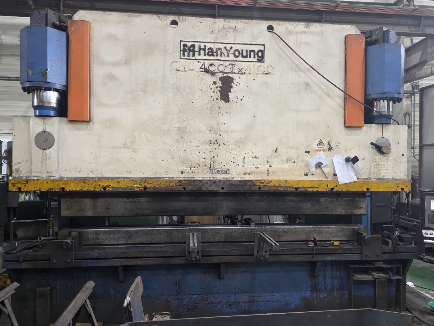 유압식 CNC 절곡기  400TON X 4100L